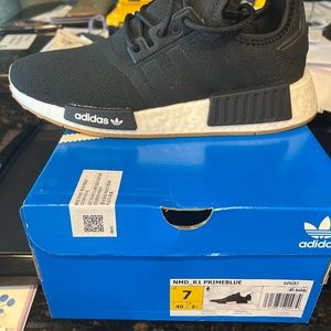 NWT Adidas NMD_R1 Primeblue sneakers
